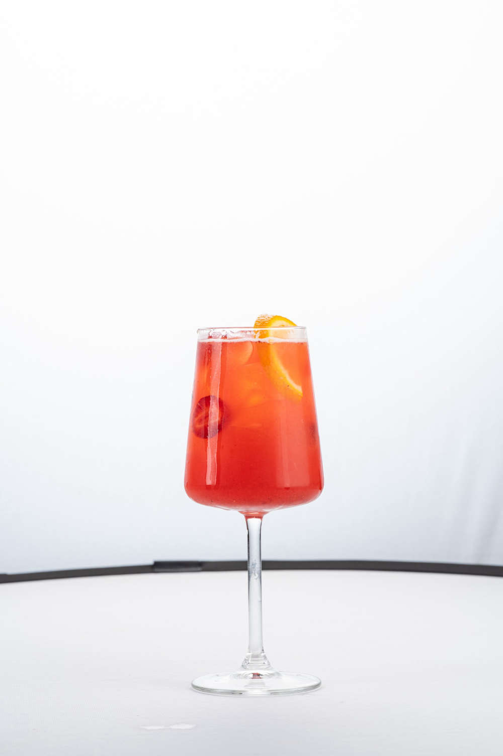 STRAWBERRY CAMPARI SPRITZ